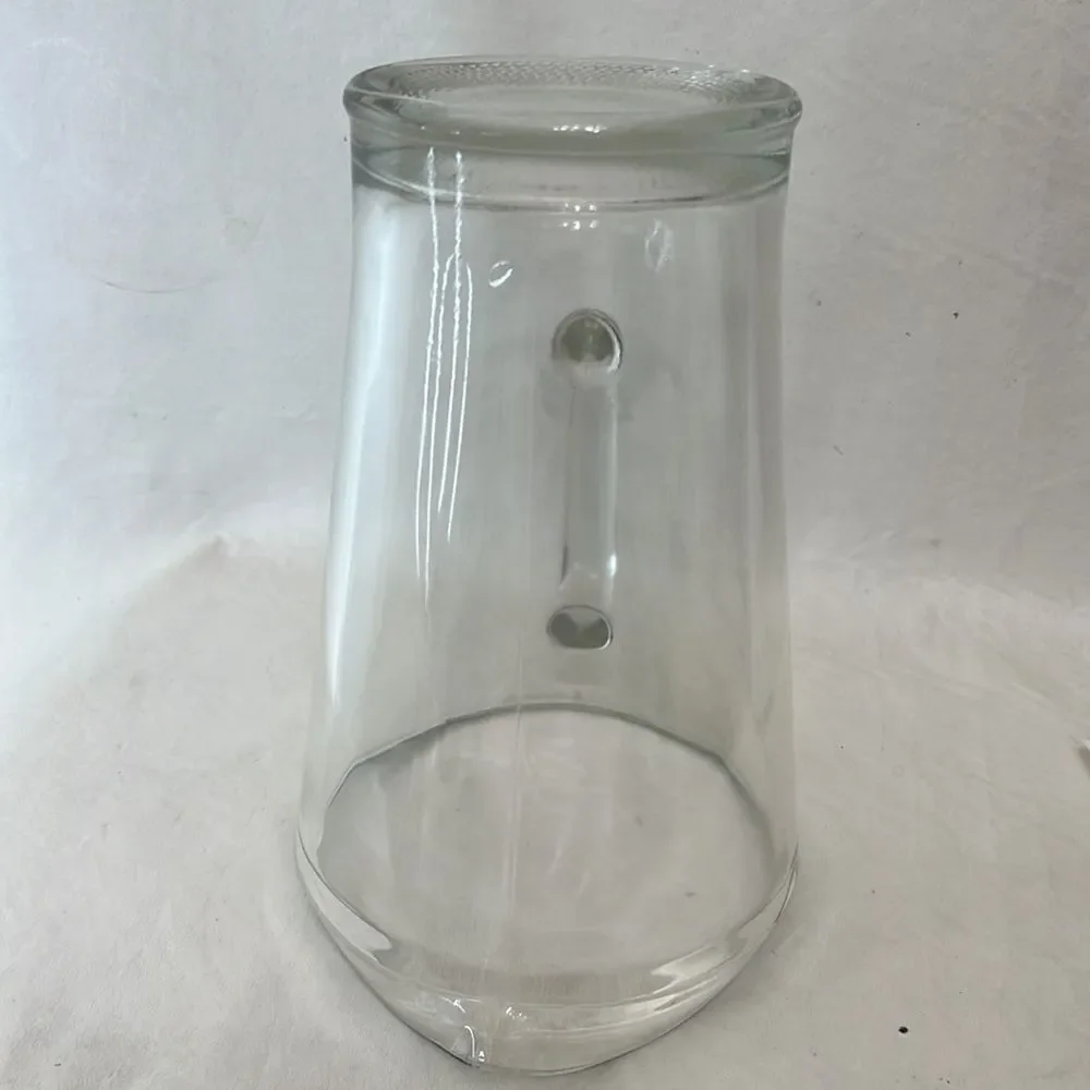 Glass Pitcher 56 Oz Or 7 Cups Handle Spout 9 In Tall 5 1/2 In Round Heavy Durabl